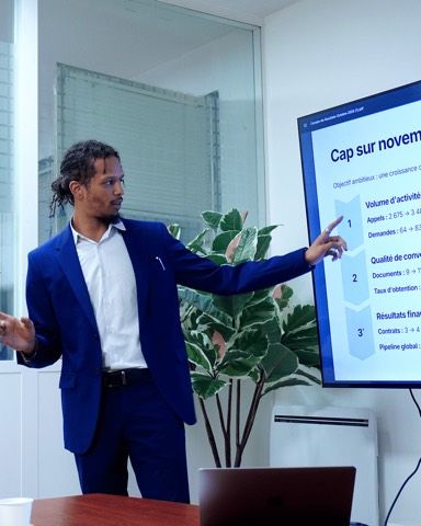 Yoann Kouassi, directeur commercial chez Veridis Assurance